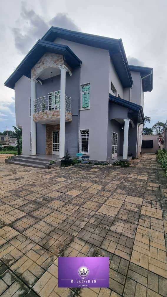 [==DUPLEX À VENDRE - Odza - Mehandan==]